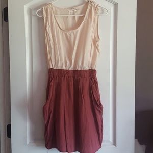 EUC Blu Pepper color block dress size small